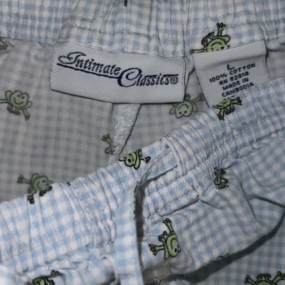 Intimate Classics Frog Pattern Lounge PJ Shorts - Picture 2 of 2